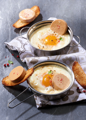 Recette d'oeufs en cocotte avec foie gras